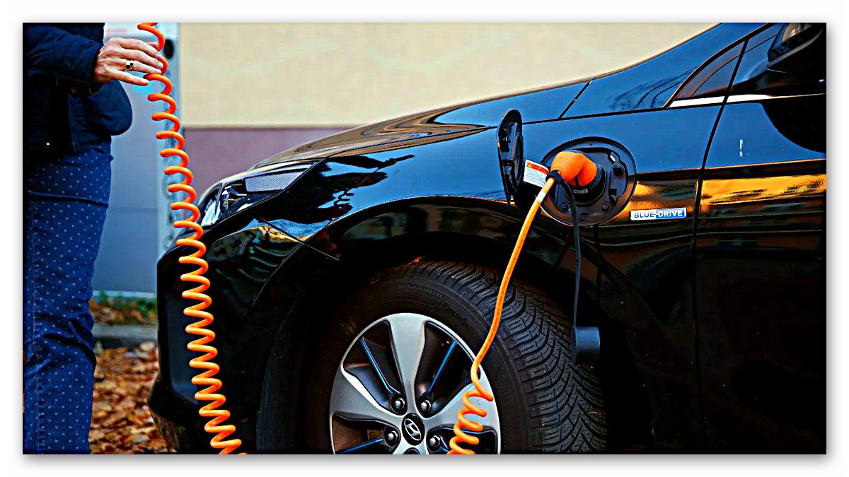 Otomobil Satıcılarından Elektrikli Otomobil İthalatı Kısıtlaması Hakkında Açıklama: “Firmalar İflas Edecek”