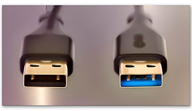Bazı USB portları neden mavi? Özel bir sebebi var!