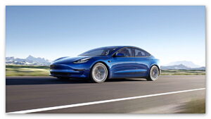 Tesla yine geri adım attı