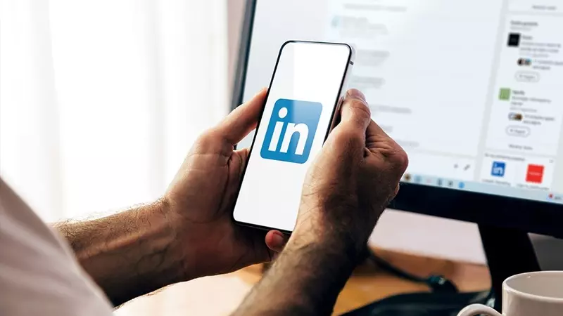 LinkedIn’in Yapay Zekâsına Yönelik Yeni Kararı Birçoğunuzun Hoşuna Gitmeyecek
