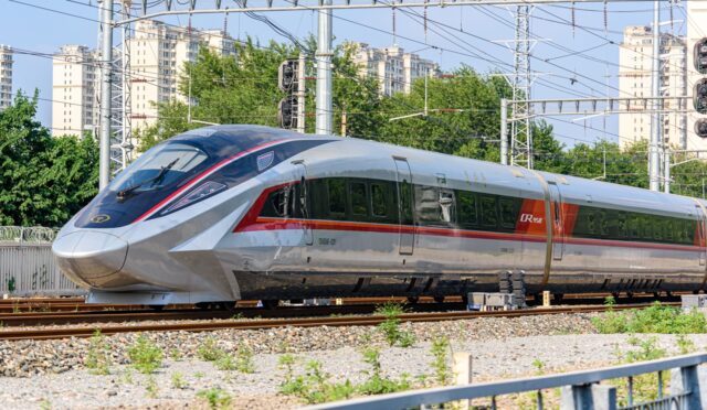 Dünyanın en hızlı treni geliyor