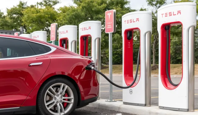 Tesla Kütahya istasyonu hizmete girdi