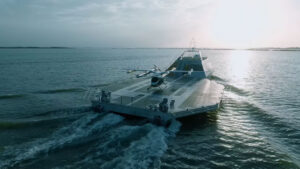 Denizin Üzerinde Yüzen Hava Taksi Havaalanı