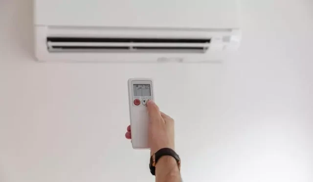 Klima Neden Su Akıtıyor