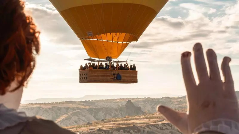 Yeni HBO Original dizisi IT: Welcome to Derry İçin Kapadokya’da Pennywise’lı Tanıtım