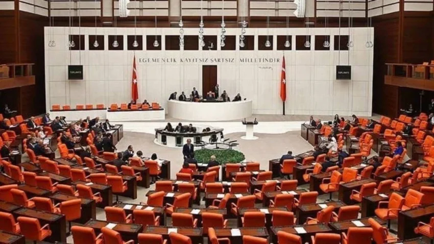 Türkiye’de 15 yaş altına sosyal medya yasağı geliyor