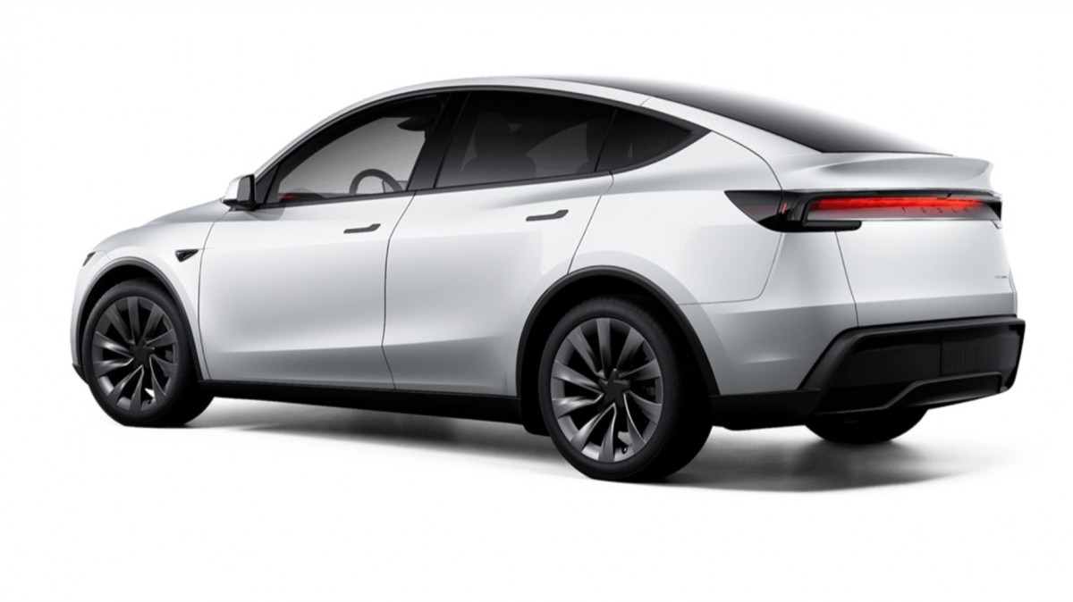 2026 Tesla Model Y 7 Koltuk ve Yeni Özellikler Geldi