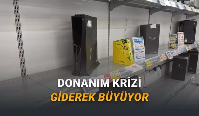 Japonya'nın elektronik merkezi şehri Akihabara'da faaliyet gösteren bir PC mağazası, yaşanan donanım kıtlığında kullanıcıların eski bilgisayarlarını kendilerine satması için âdeta reklam veriyor.